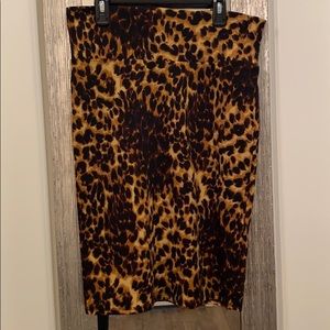 Lularoe leopard print. Size M